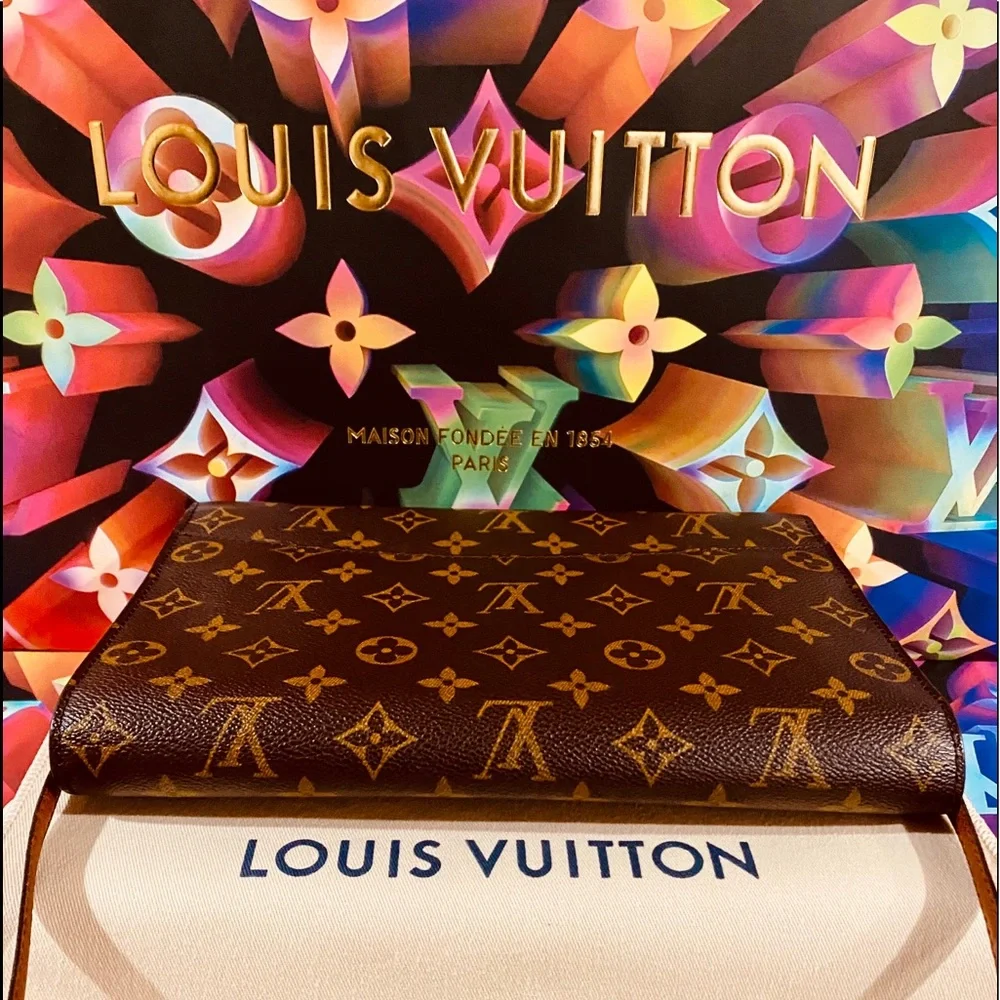 ♥️🛍💯Authentic Louis Vuitton Bordeaux Shoulder Bag in Monogram